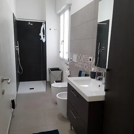 Homestay In Zona Ospedale E Centro A