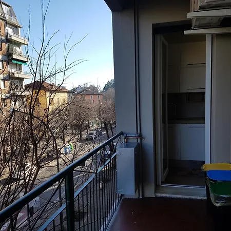 Δωμάτια σε οικογενειακή κατοικία In Zona Ospedale E Centro A